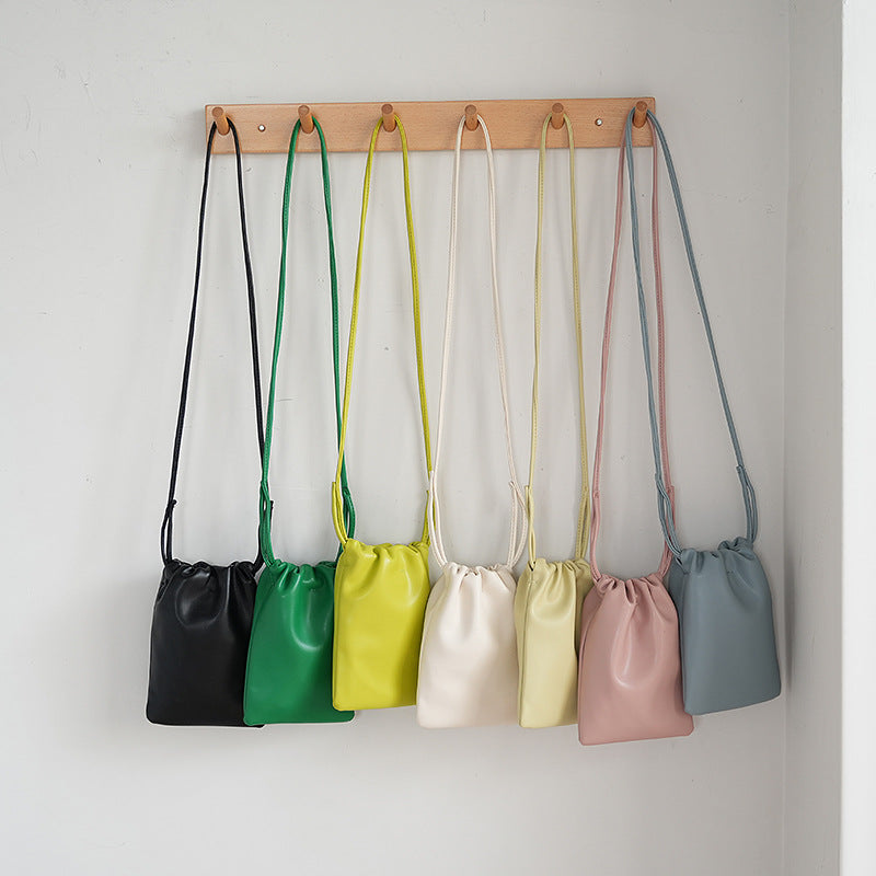 New mobile phone bag handbag fashion simple little blessing bag shoulder slung bucket bag.