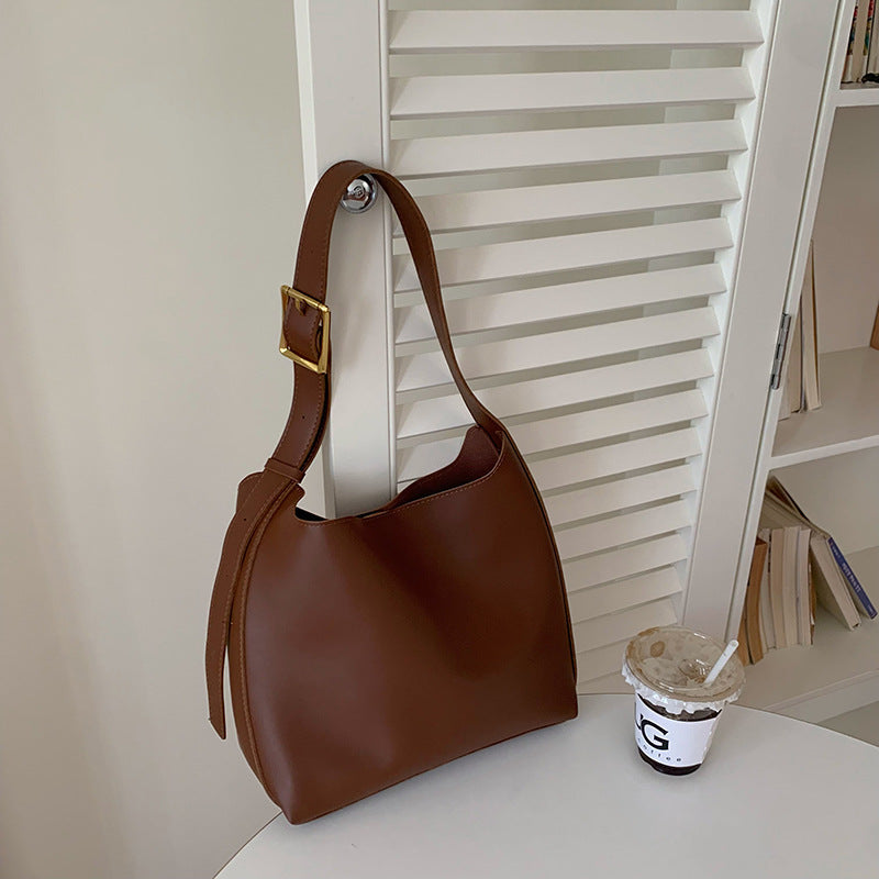 Spring large capacity bucket bag retro messenger bag tote bag
