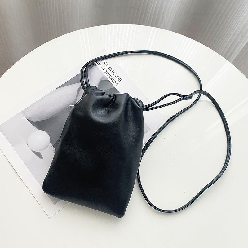New mobile phone bag handbag fashion simple little blessing bag shoulder slung bucket bag.