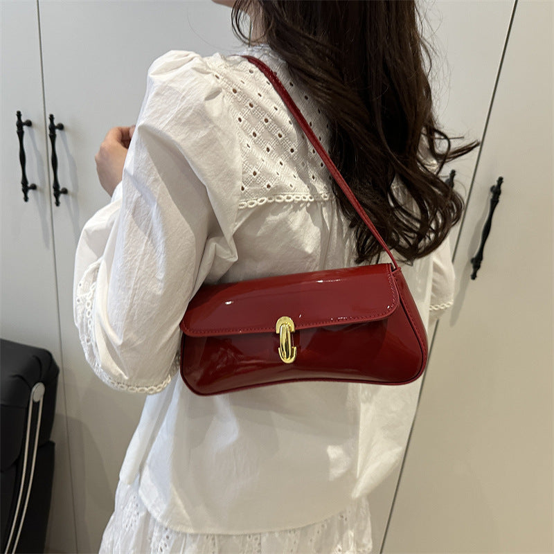 Summer new female PU patent leather glossy underarm bag
