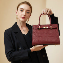 Women's versatile bag 2026 new summer fashion large capacity women's leather handbag