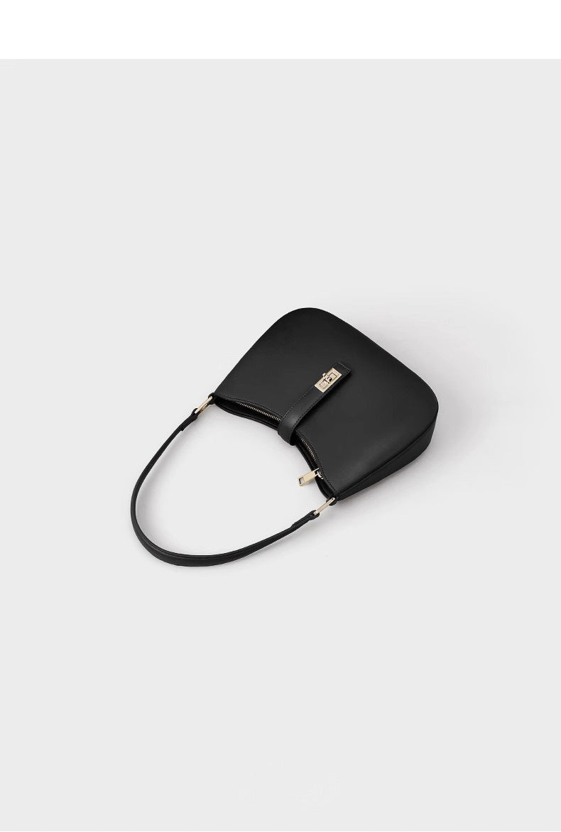 Genuine leather texture bag for women 2026 new product, fashionable and versatile, simple and niche single shoulder armpit bag, crescent bag
