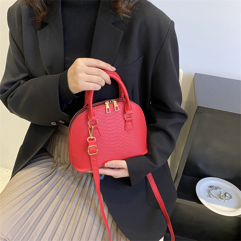 New women's portable shell bag in summer